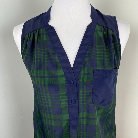 ModCloth Fervour Navy Green Tartan Plaid Sleeveless Blouse Small Holiday - Picture 2 of 7